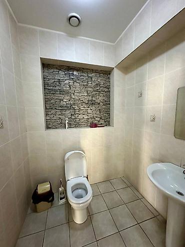 open space: Аренда офисов, 275 м², В жилом комплексе, С отдельным входом, С отдельным сан узлом, С юридическим адресом — 3