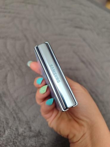 Samsung: Samsun Z Flip 4 8/256 TOP STANJE Telefon je u perfektnom stanju, bez — 4