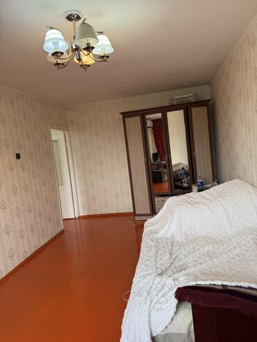 Продажа участков: 1 комната, 33 м², 104 серия, 4 этаж, Косметический ремонт