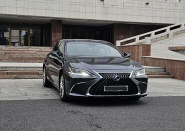 Lexus: Lexus ES: 2022 г., 2.5 л, Вариатор, Гибрид, Седан