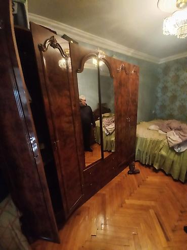 taxt matraslari: Satılır: Klassik üslubda mebel dəsti 2 eded kravat 1 neferlik Kunc — 2