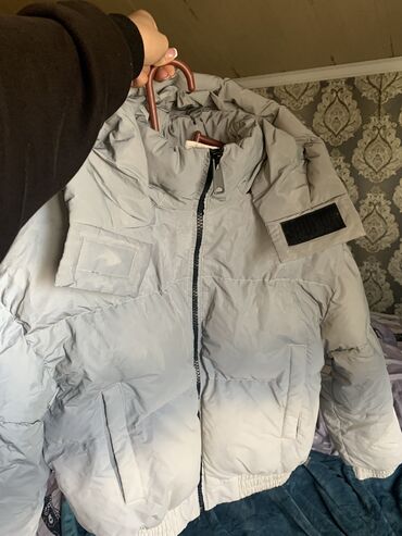 Мужская одежда: Куртка M (EU 38), цвет - Белый