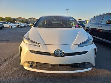 Toyota: Toyota Prius: 2020 г., 1.8 л, Типтроник, Гибрид, Хэтчбэк — 2