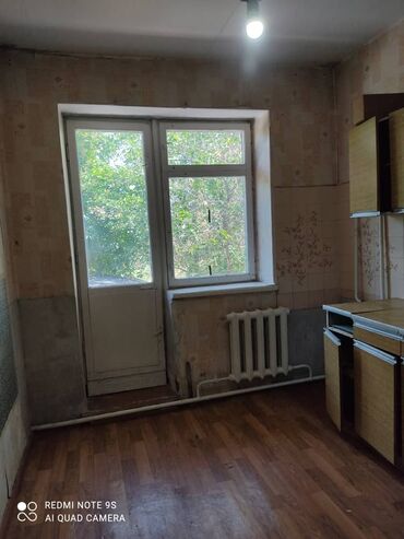 дома барачного типа: 3 комнаты, 67 м², 105 серия, 2 этаж