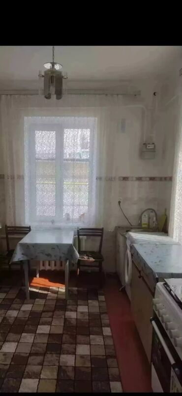 сдача коммерческой недвижимости в аренду: 60 м², 3 комнаты, Парковка, Забор, огорожен