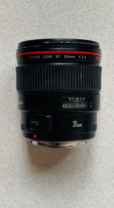 фотоаппарат зенит цена продать: Canon EF 35mm f/1.4 L USM
Tam ishlek veziyetde, ciziqlari var