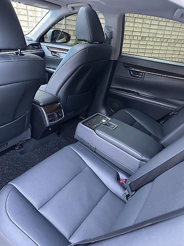 меняю на скот: Lexus ES: 2017 г., 2.5 л, Автомат, Гибрид — 10