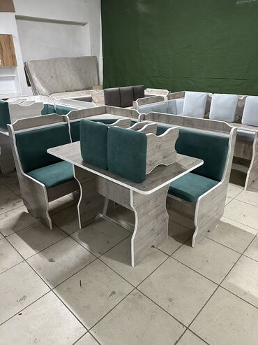 Комплекты столов и стульев: Кухонный гарнитур, цвет - Бежевый, Новый