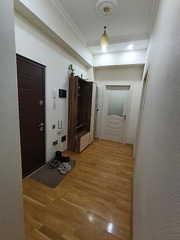 bayılda ev: Bayıl, 2 otaqlı, Yeni tikili, m. İçərişəhər, 75 kv. m — 2