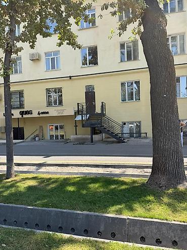 сдаю офис: Аренда офисов, 80 м², В административном здании, 1 линия, С отдельным входом, С отдельным сан узлом — 4