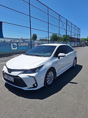 Продажа авто: Toyota Corolla: 2023 г., 1.8 л, Вариатор, Гибрид, Седан — 1