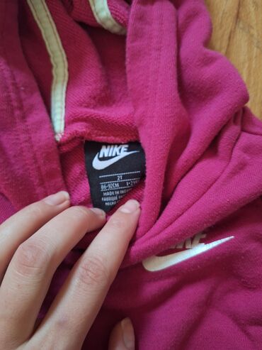 polovni duksevi: Nike, Sa kapuljačom, 86