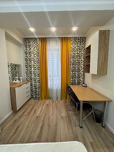 Долгосрочная аренда квартир: 3 комнаты, Риэлтор, Без подселения, С мебелью полностью — 11