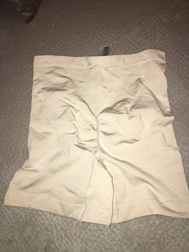 pantalone boja maslinasto zelena kvalitetne super meka: Steznjak H&M, bež boje