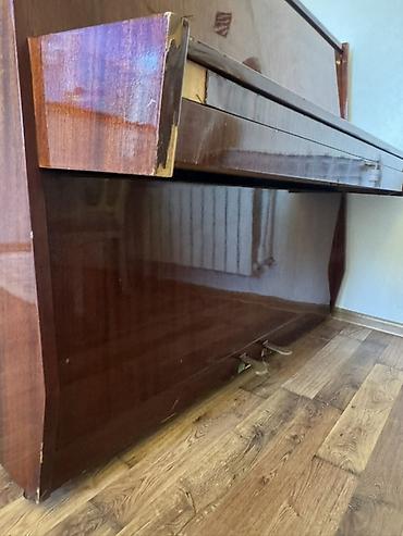 Musiqi alətləri: Upright piano – “Неваль” markalı - Korpus: tünd qəhvəyi laklı ağac — 3