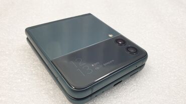 о номере телефона: Samsung Galaxy Z Flip 3 5G, Б/у, 256 ГБ, цвет - Зеленый