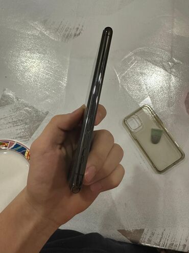 Apple iPhone: IPhone 11 Pro, Б/у, 256 ГБ, Space Gray, Чехол, 86 % — 6