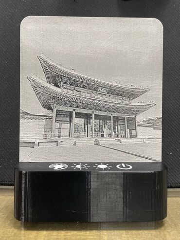 рамка фото: Акриловый светильник с гравировкой — любое изображение по вашему