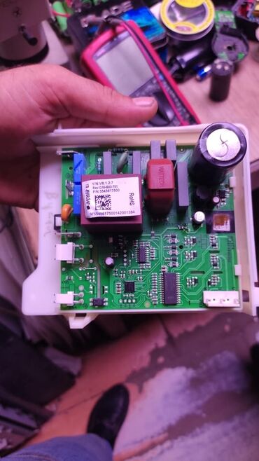 Soyuducular: 17 il rəsmi servis təcrübəsi ilə xidmətinizdəyik təmir olunan bütün — 11