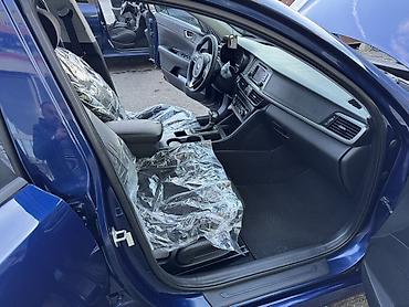 Kia: Kia Optima sedan – tünd mavi rəng, Azərbaycan nömrə nişanı 20-FD-377 — 17