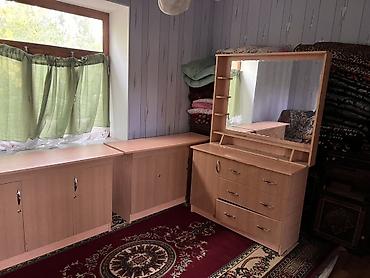 Гарнитуры для зала: Набор мебели в едином стиле: туалетный столик с зеркалом, тумба и — 11
