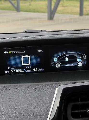 Toyota: Toyota Prius: 2020 г., 1.8 л, Автомат, Гибрид, Лифтбек — 11