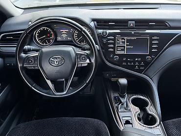 Toyota: Toyota Camry: 2021 г., 2.5 л, Автомат, Бензин, Седан — 9