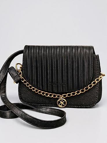 chanel chanta: - Qara qadın cantası Məhsul: - Brend: Charles & Keith - Rəng — 1