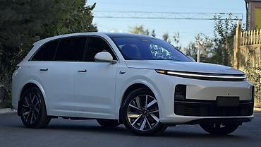 Lixiang: Lixiang L7: 2023 г., 1.5 л, Автомат, Гибрид, Кроссовер — 2