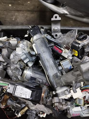 Аварийное вскрытие замков: Ремонт автозамков изготовление ключей с чипом восстановление при — 3