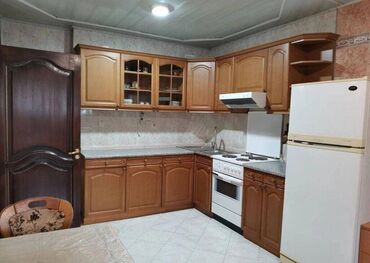 аренда домов в горах: 50 м², 2 комнаты, Утепленный, Бронированные двери, Парковка
