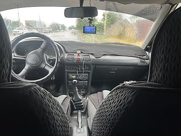 крыло на фит: Mazda 323: 1994 г., 1.3 л, Механика, Бензин, Хэтчбэк — 4