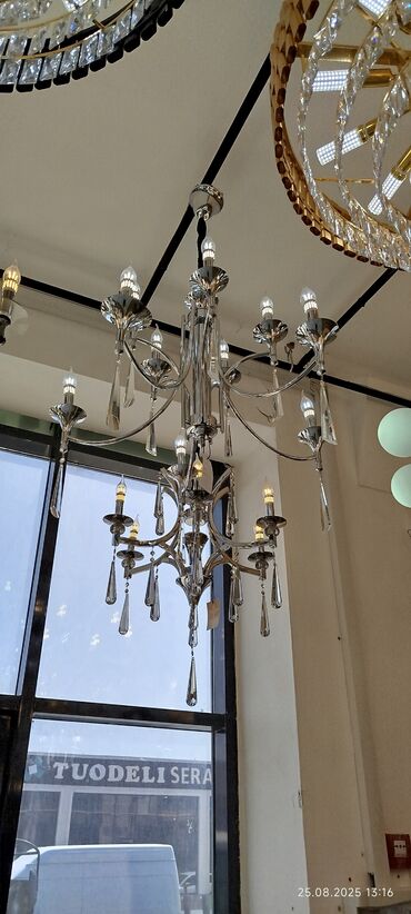 Çılçıraq, 10 və daha çox lampa, Metal