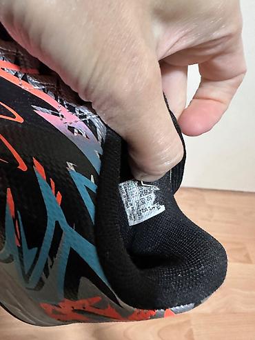 Детская обувь: Кроссовки серебристые Li-Ning, размер 35. Можно померить. Стелька — 5