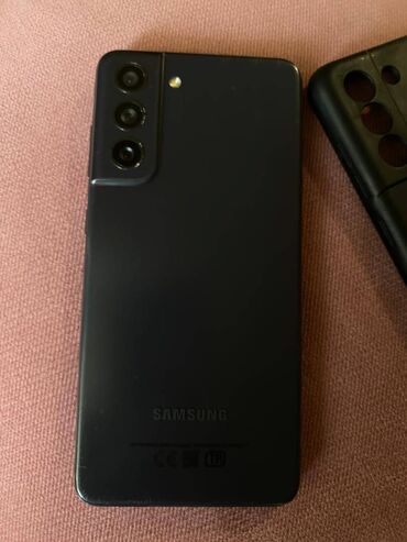 Samsung Galaxy S21 FE, 128 ГБ, цвет - Серый, Кнопочный, Сенсорный, Отпечаток пальца