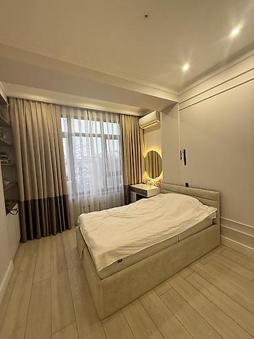 Продажа квартир: 4 комнаты, 150 м², 4 этаж — 16