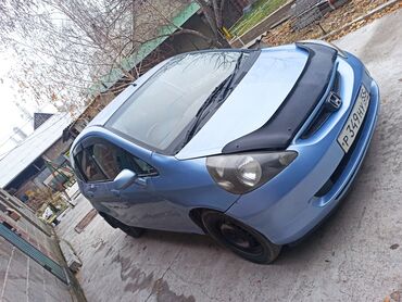 бардачок фит: Honda Fit: 2002 г., 1.3 л, Вариатор, Бензин, Хэтчбэк