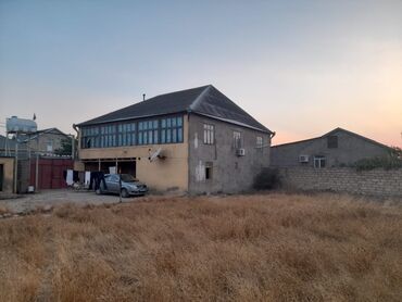 mastagada heyet evleri: Maştağa qəs. 3 otaqlı, 80 kv. m, Kredit yoxdur, Orta təmir