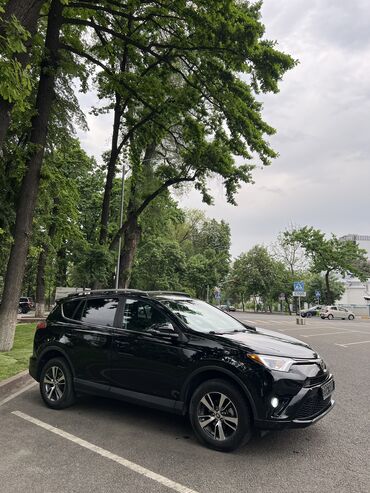 Toyota: Toyota RAV4: 2018 г., 2.5 л, Автомат, Бензин — 3