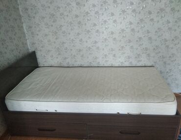 односпальние кровати: Односпальная Кровать, Б/у