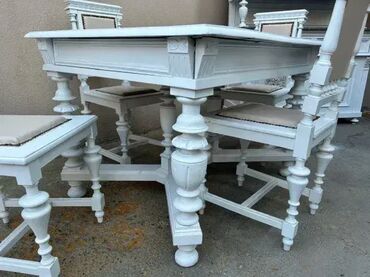 Stilske garniture: Stari stilski trpezarijski sto i 4 stolice ALT DEUTSCH 🕰️ Komplet — 9