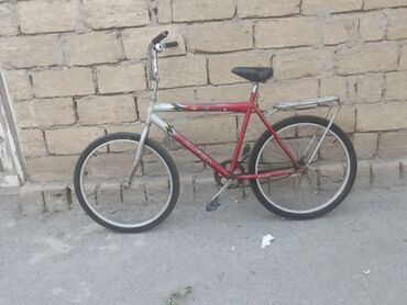 İşlənmiş Şəhər velosipedi 26", sürətlərin sayı: 1, Ünvandan götürmə