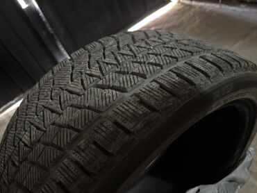 машина ман: Зимняя шина 245/40 R19 - Размер: 245/40 R19 (видно на боковине) -