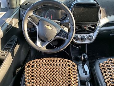 мусор спринтер: Chevrolet Spark: 2017 г., 1 л, Автомат, Бензин, Хэтчбэк — 8
