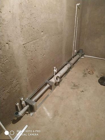 Монтаж и замена сантехники: Предлагаются услуги по укладке настенной плитки в ванных комнатах — 3