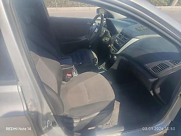 hyndai matrix: Hyundai Solaris: 2013 г., 1.6 л, Механика, Бензин, Седан — 6