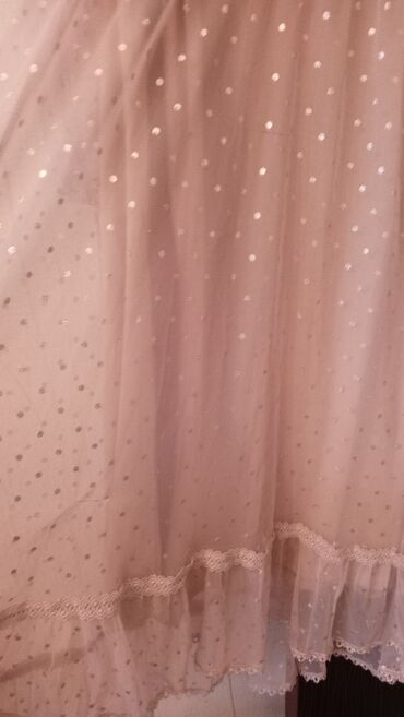 Ziyafət donları: Zərif şifondan hazırlanmış uzun don - Rəng: açıq pudra/şampan tonunda — 5