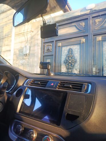 Kia: Kia Rio: 1.6 l | 2015 il Hetçbek — 1