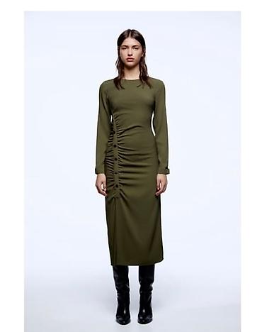 платье зара: Продаю платье Zara(оригинал), новое, не подошёл размер. По фигуре — 2