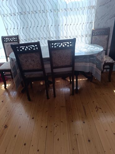 islenmis kafe stollari: Qonaq otağı üçün, İşlənmiş, Açılmayan, Oval masa, 6 stul